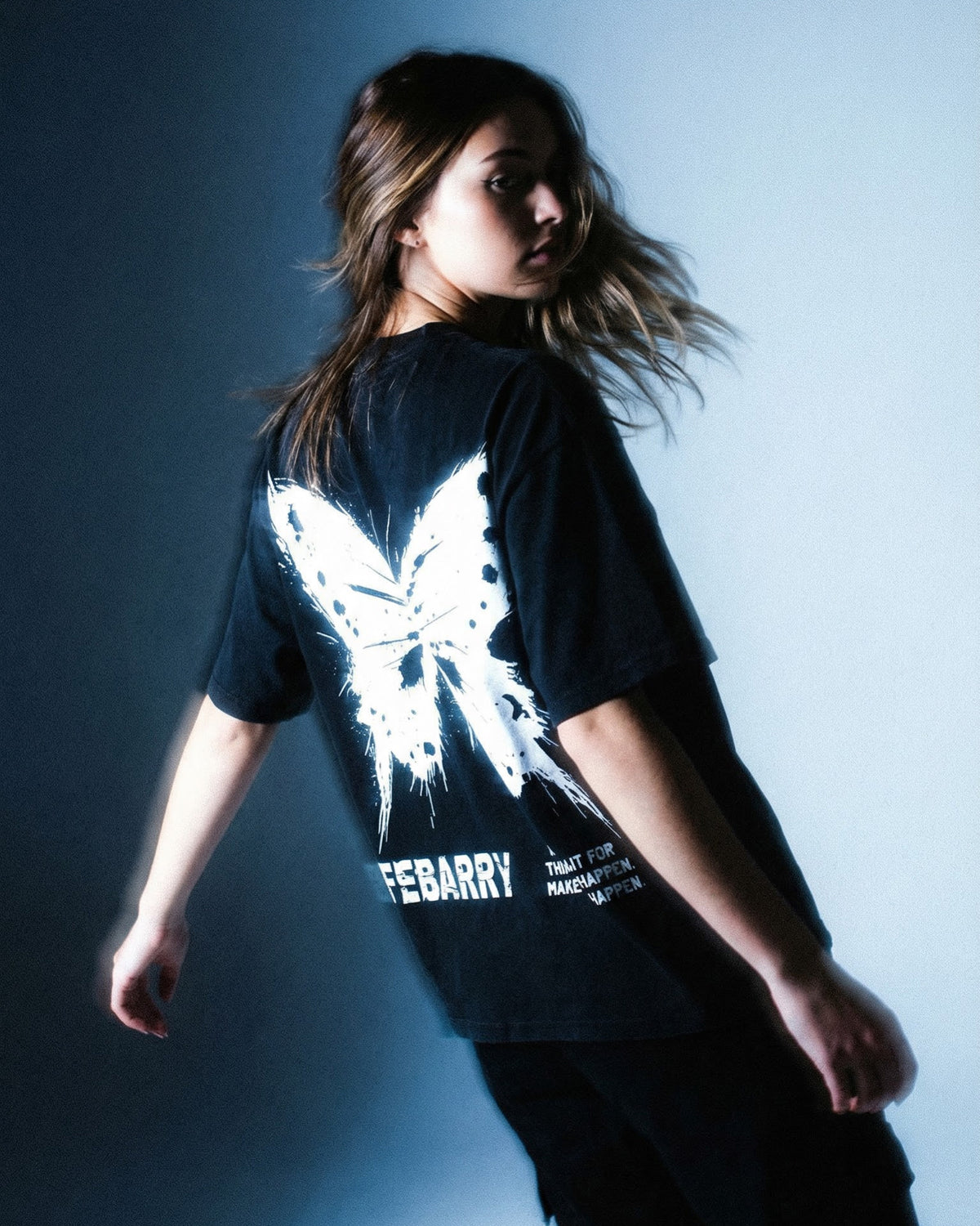 LB Butterfly Oversize T-Shirt
